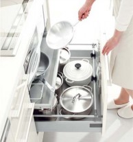 樹木の素材感にこだわったマットな質感のキッチン　渋谷区Ｉ様邸